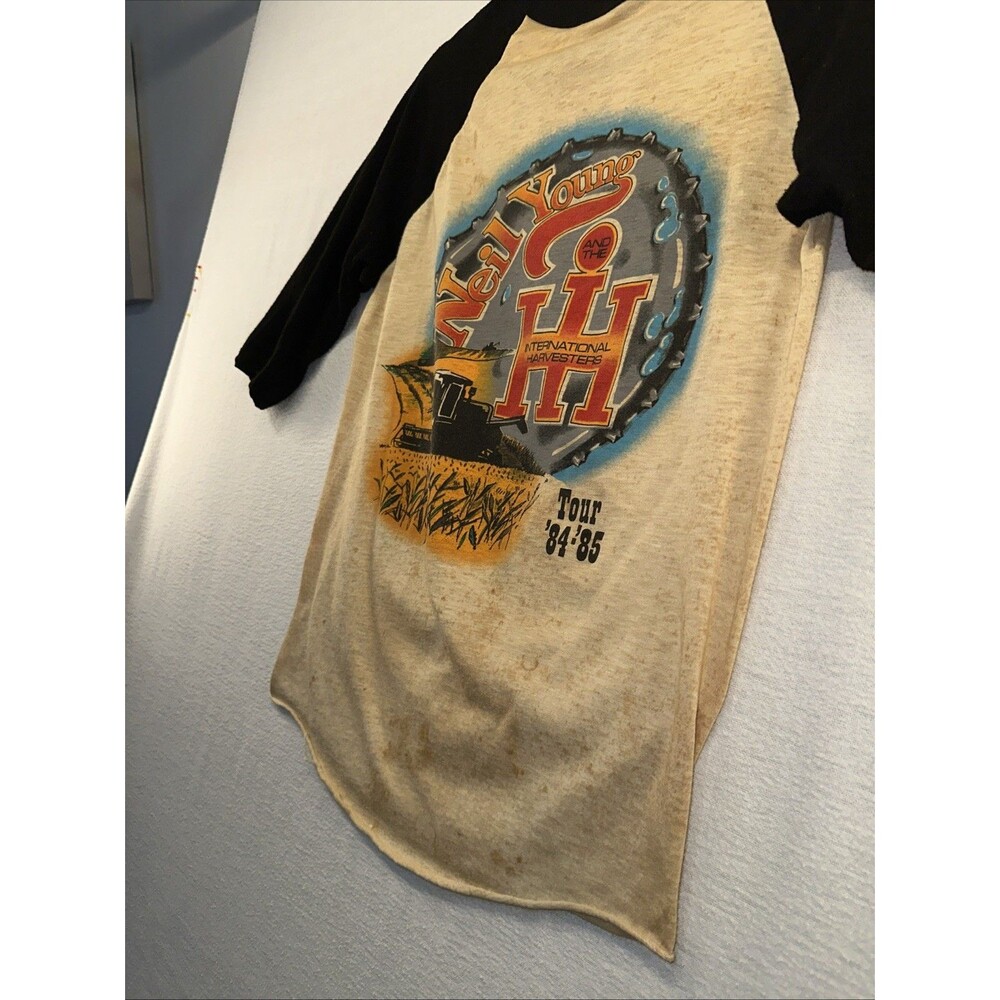 VTG 80s Shirt Neil Young International Harvesters Tour Concert Tee 1984 FlawRARE - Picture 9 of 16